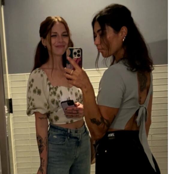 Abercrombie & Fitch Top Womens S Floral Puff Sleeve Crop Green White Crinkle - Picture 4 of 16